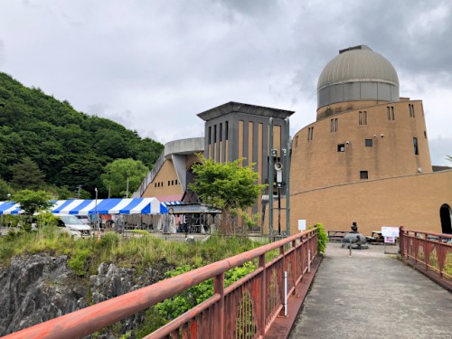 会場遠景